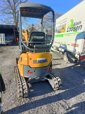 Mini-pelle XCMG XE18E