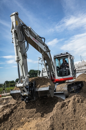 Takeuchi TB2150R EXCAVATRICE