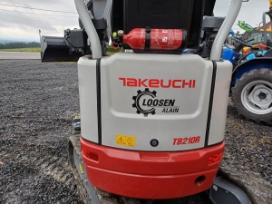 MINI-PELLE TAKEUCHI TB210R