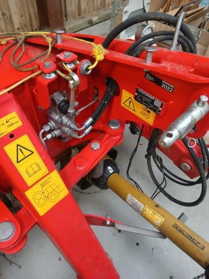 Faucheuse arrière Pöttinger Novacat 302