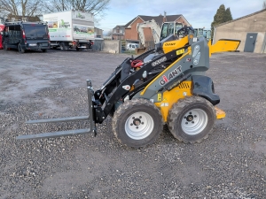 Chargeur Skid Giant GS900