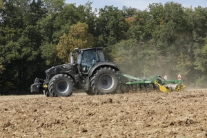 Deutz-Fahr 7250 TTV Warrior (STAGE V)