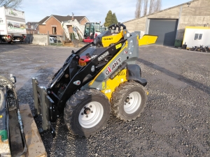 Chargeur Skid Giant GS900