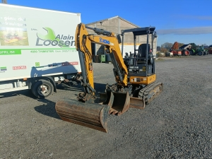 Photo de Mini-pelle XCMG XE27E