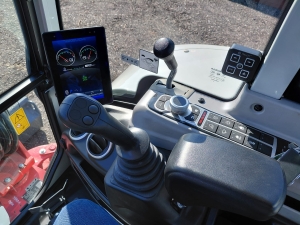 MINI-PELLE (3.5T) TAKEUCHI TB335R LSA STANDARD PRIX DESTOCKAGE