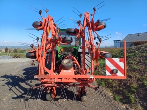 Faneuse Kuhn GF8702