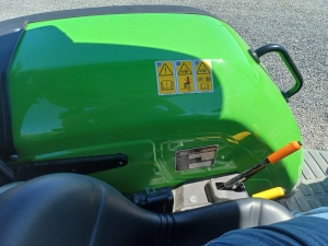Deutz 4080E avec chargeur 