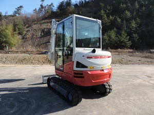 Photo de Takeuchi TB235-2 MINI PELLE