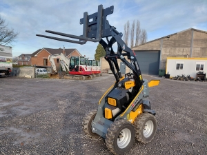 Chargeur Skid Giant GS900