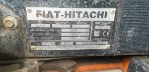 Chargeur compact sur pneus Fiat-Hitachi