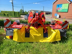 Faucheuse frontale Novacat 301 Alpha Motion ED Pro (avec conditionneur)