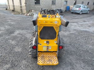 Chargeur Skid Giant GS900