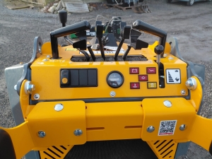 Chargeur Skid Giant GS900