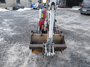 Takeuchi TB210R