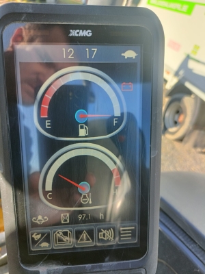 Mini-pelle XCMG XE27E